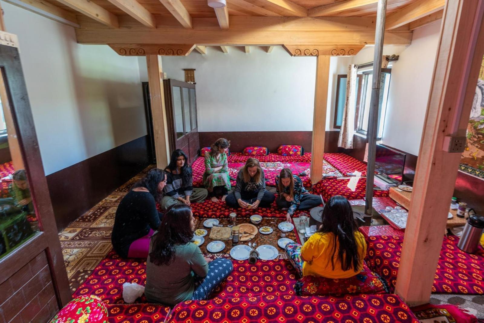 Masherbrum House Villa Khaplu ภายนอก รูปภาพ